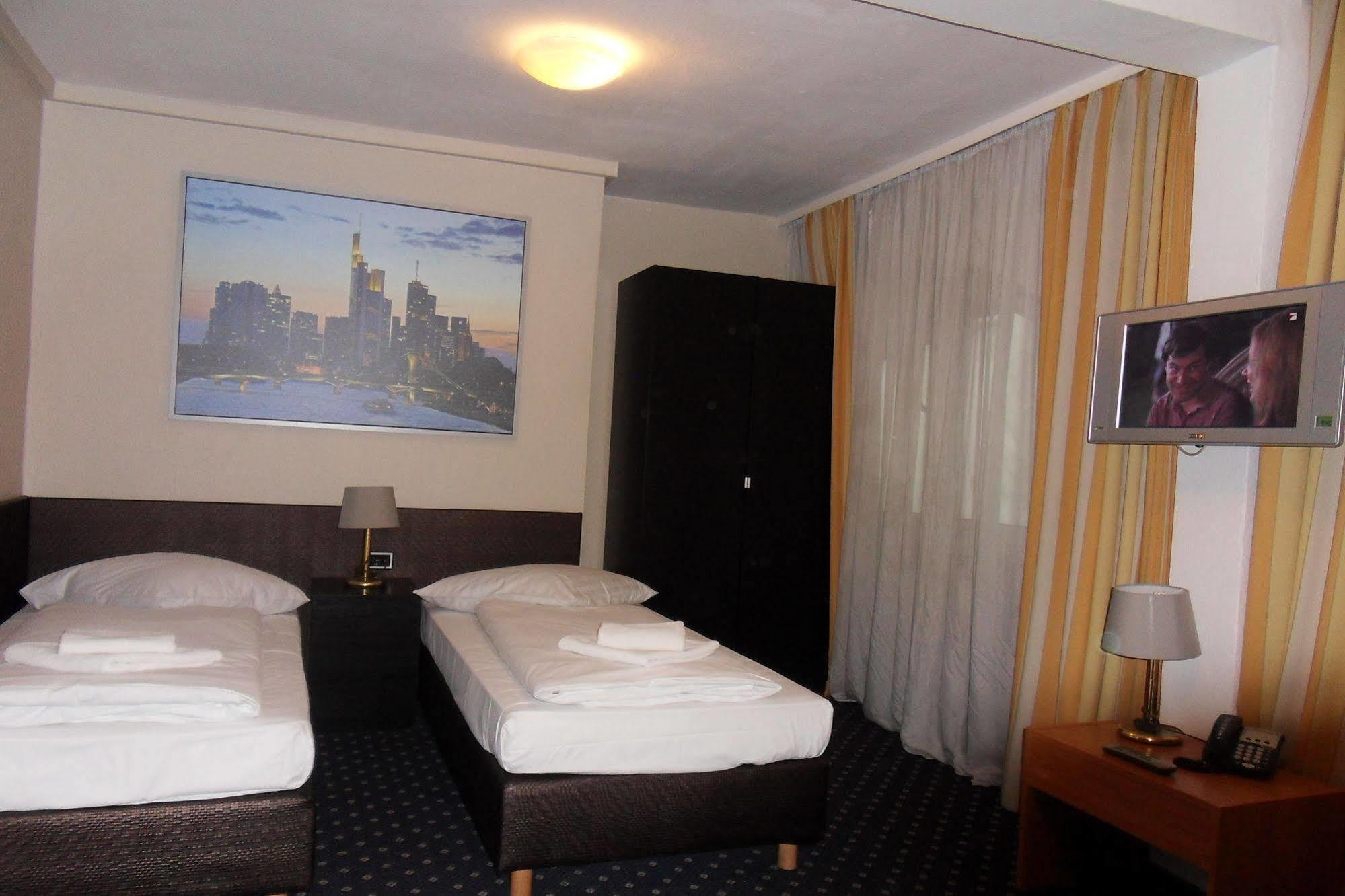 Carlton Hotel Φραγκφούρτη Εξωτερικό φωτογραφία
